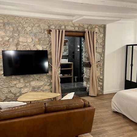 La Loge De Pierre Au Coeur De La Vieille Ville D Анси Екстериор снимка
