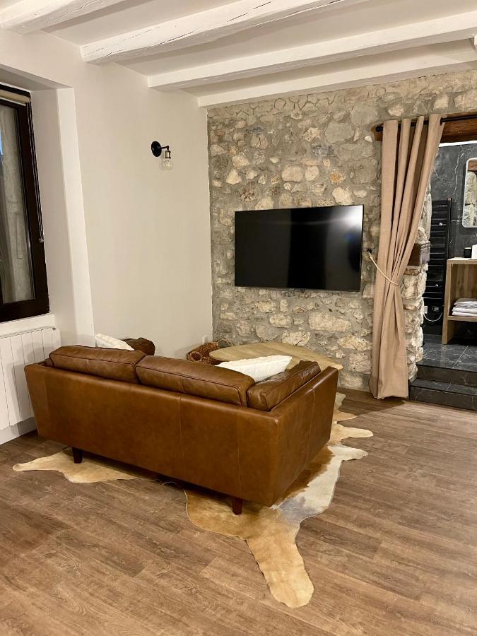 La Loge De Pierre Au Coeur De La Vieille Ville D Анси Екстериор снимка