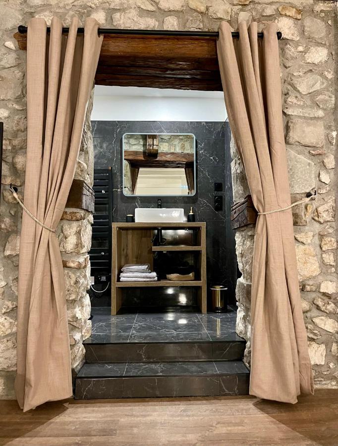 La Loge De Pierre Au Coeur De La Vieille Ville D Анси Екстериор снимка